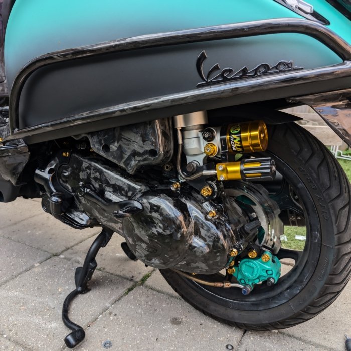 Forged Carbon 50/125cc Carterkap/Kickstartdeksel CVT Vespa Sprint/primavera - Afbeelding 2