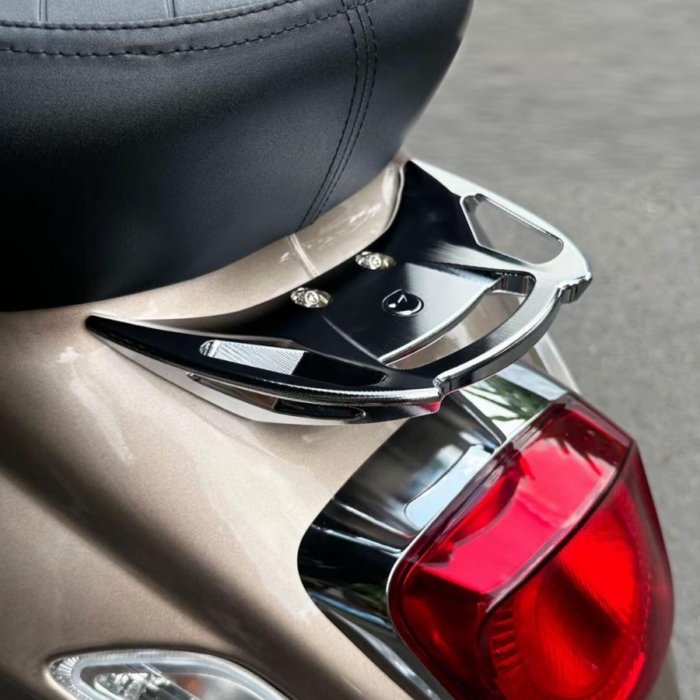CNC ducktail spoiler RACEBOY Vespa Sprint/Primavera - Afbeelding 5