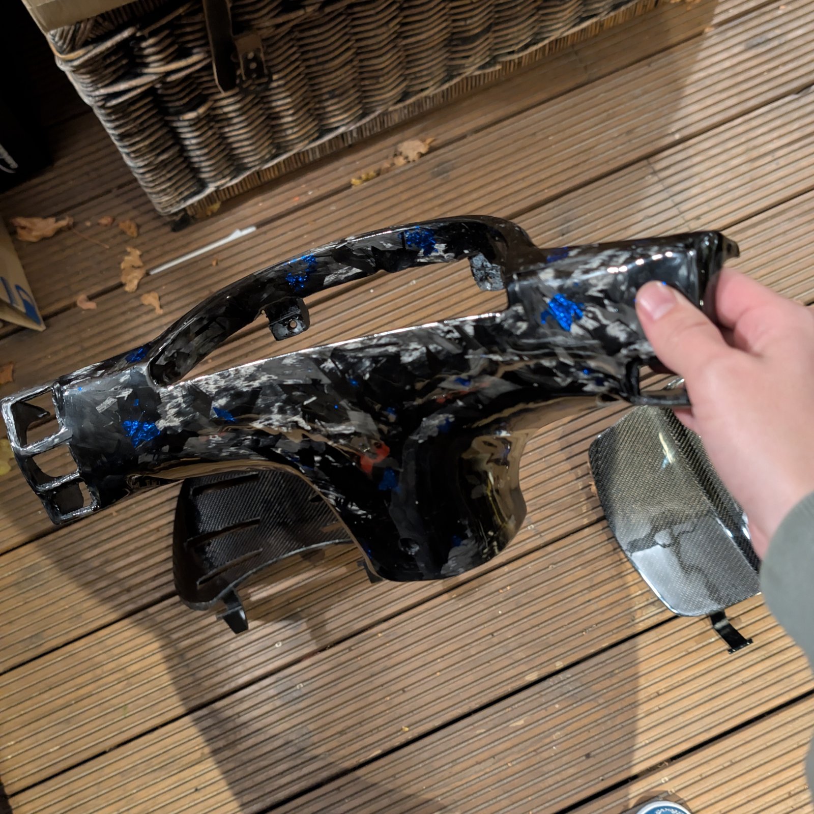 Custom Kleur Blauwe Flakes Forged Carbon Binnenstuurkap Piaggio zip type 1/2/3 Fastrider (1x beschikbaar)